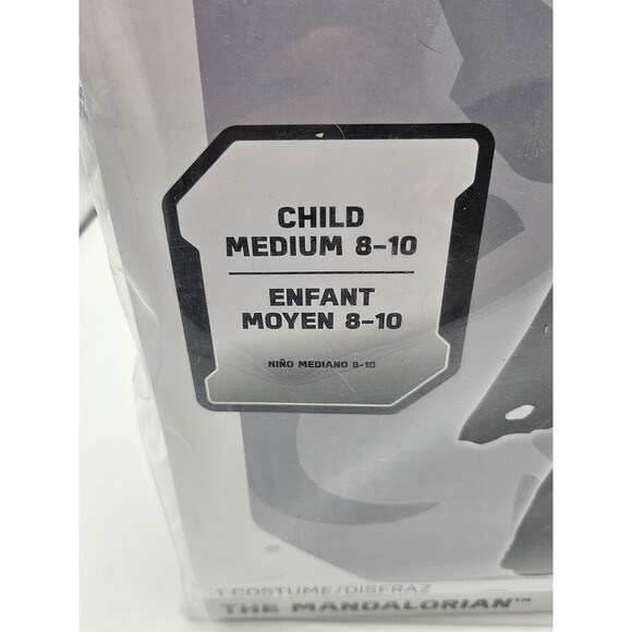 Star Wars The Mandalorian Dress Up Halloween Play Kids Costume Size Medium 8-10 - Picture 2 of 6